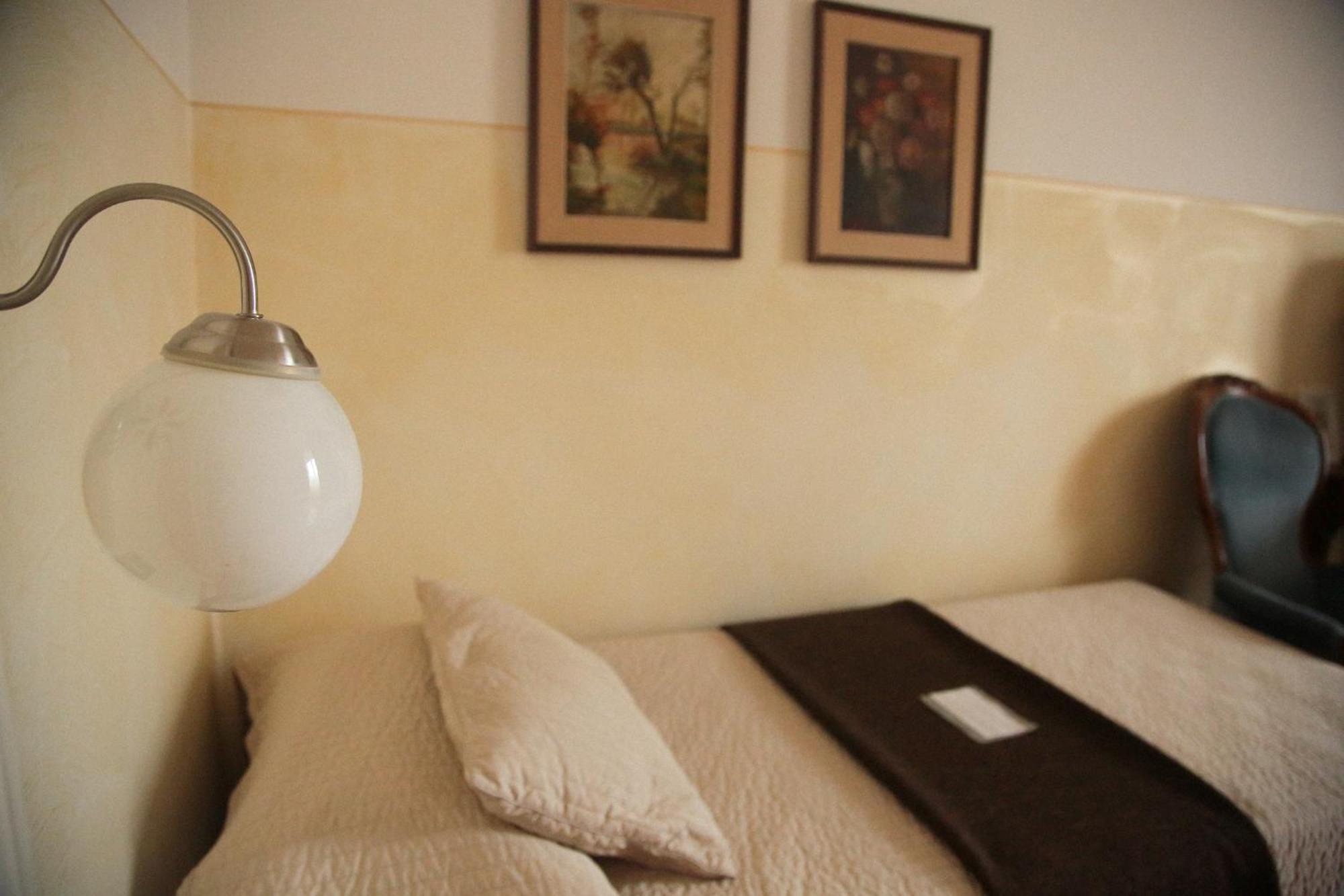 Double or Twin Room with Private Bathroom,1742681794:JPEG